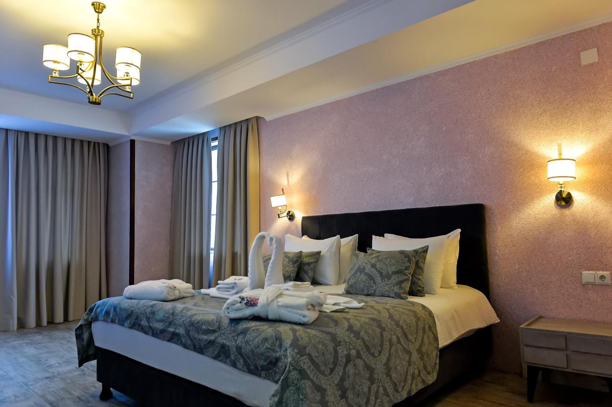Hotel Magnolia In The City Centre Kutaisi Exterior foto